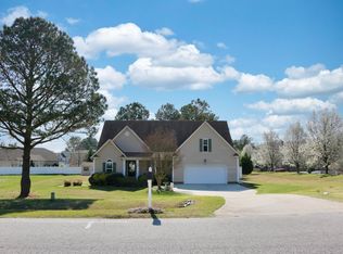 16 Moonlight Dr, Garner, NC 27529