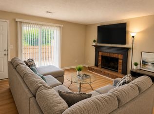 6413 Meadow Rue Dr, Peachtree Corners, GA 30092