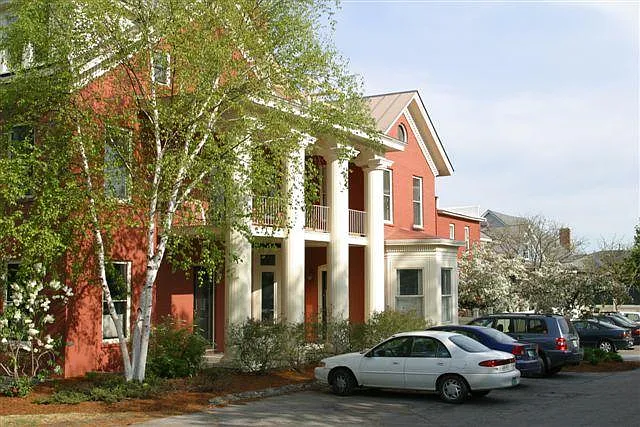 326 College St #8 — Photo 14