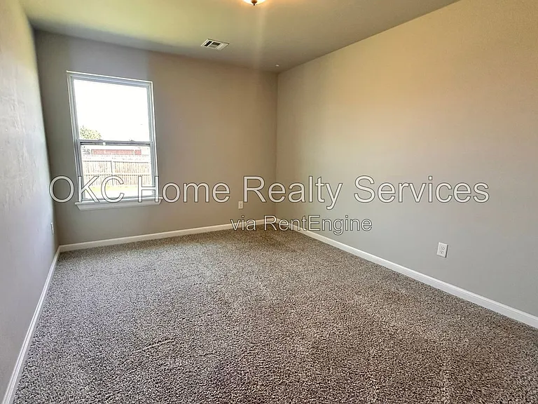 7724 Windstone Dr — Photo 16