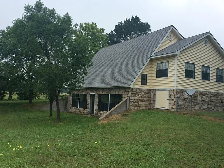 County Road 3570 — Photo 1