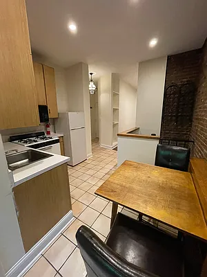 Rented by Charie Properties LLC | media 6