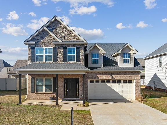 3rd image of 421 Tamarac Dr