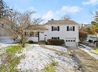 51 Cambridge Rd, Stamford, CT 06902