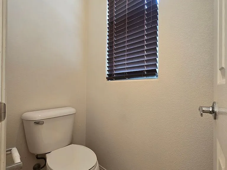 9164 Craven Ave — Photo 24