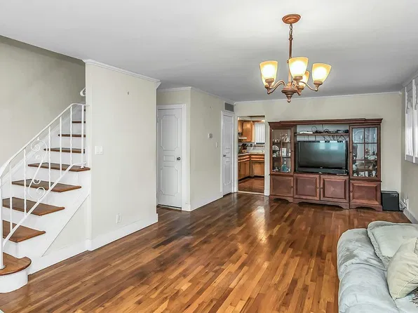10825 Avenue N, Brooklyn, NY 11236