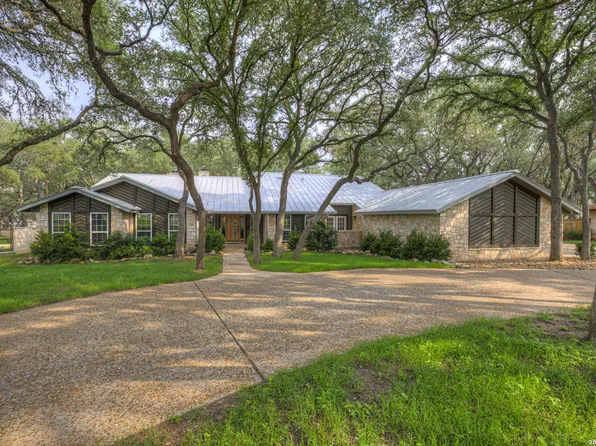 8738 GARDEN RIDGE DR, San Antonio, TX 78266