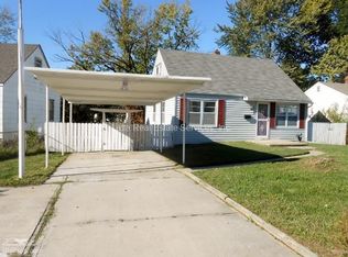 3932 S Circle Dr, Independence, MO 64052