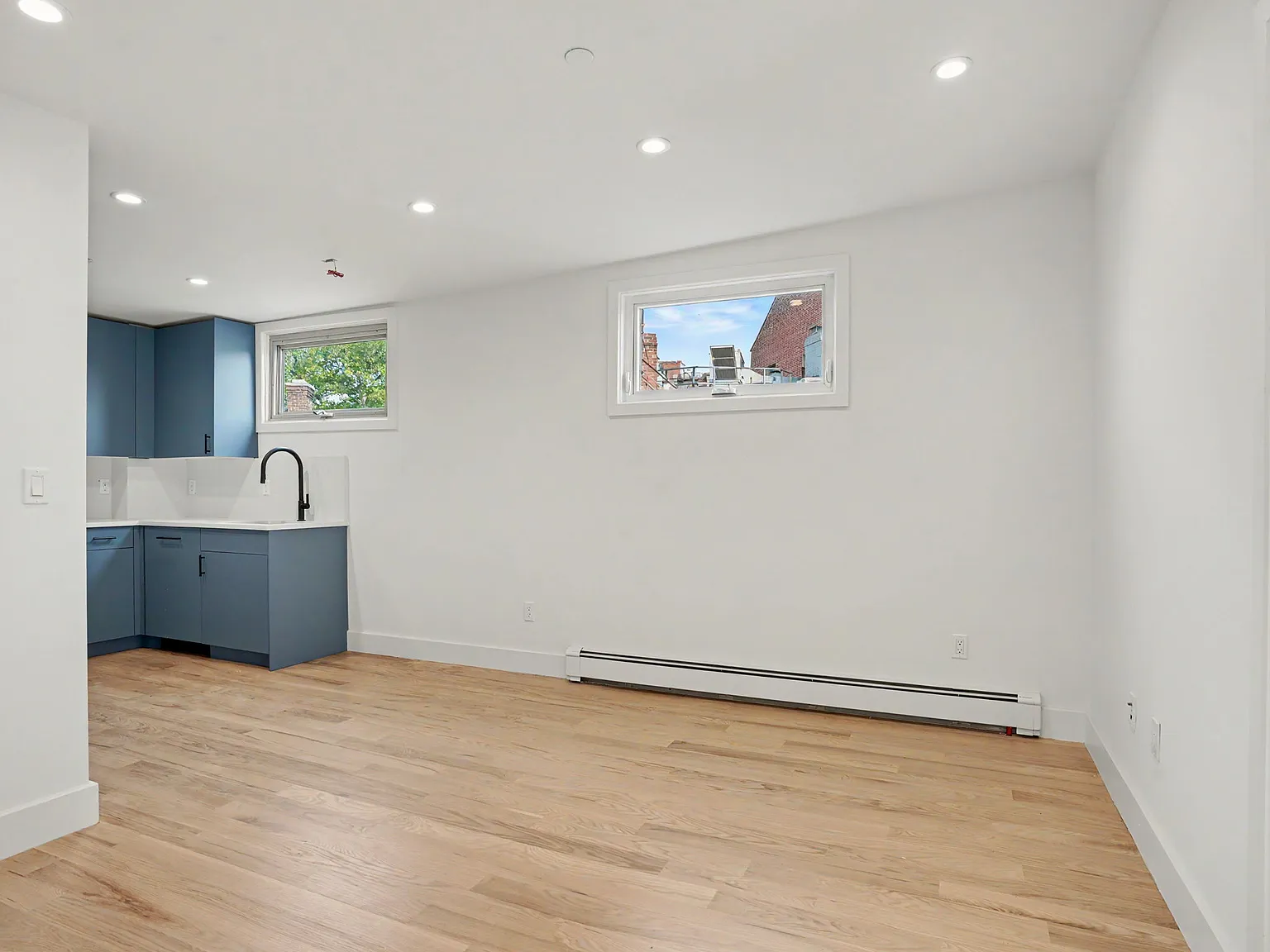 2 bed, $4,650 — Photo 4