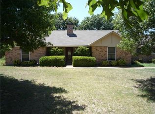 611 Georgetown Rd, Ovilla, TX 75154