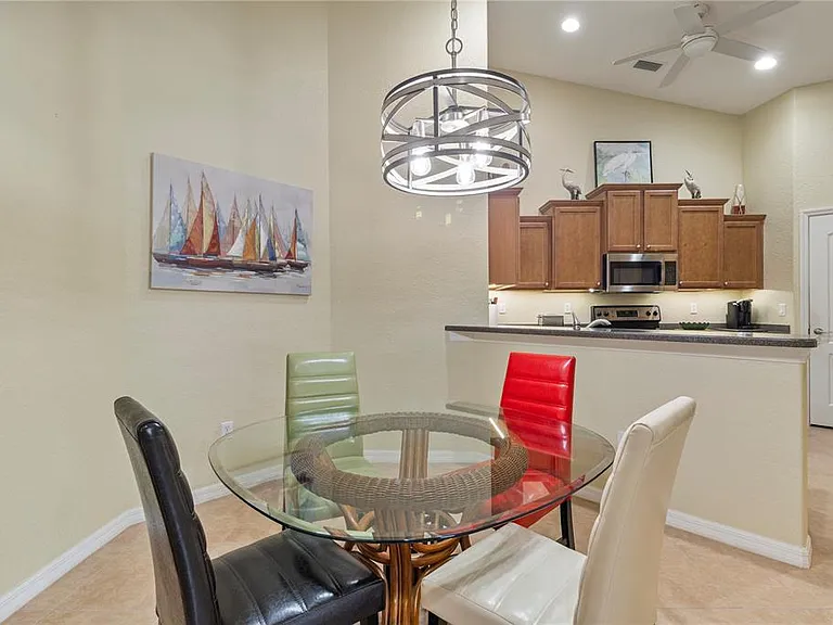 3533 Lakewood Blvd — Photo 8