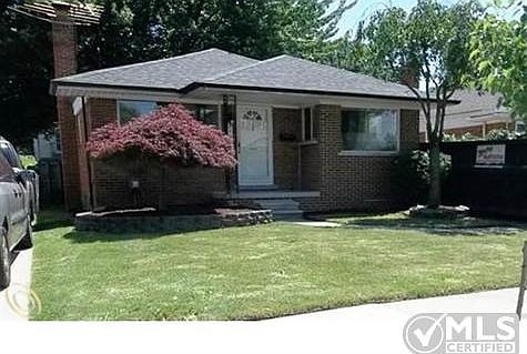 28112 Grant- St clair shores (9)