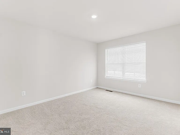 200 Swan Field Ave — Photo 21
