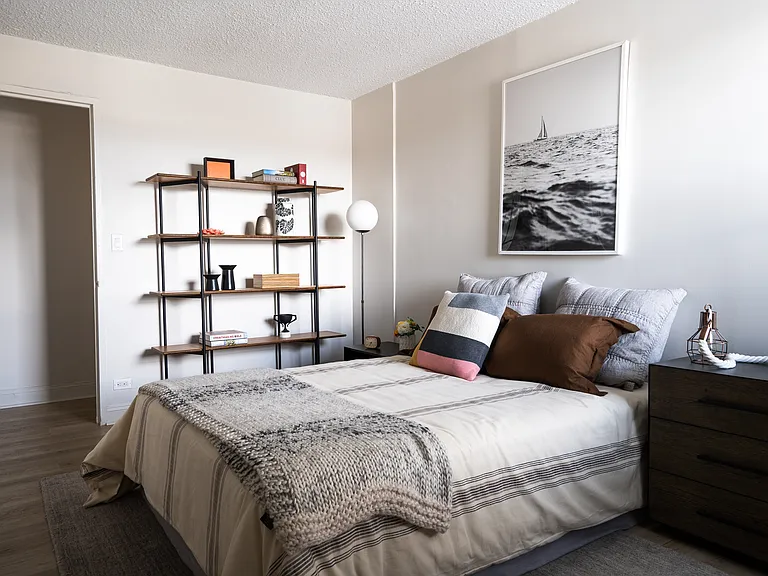 1890 Lexington Ave #8E — Photo 4