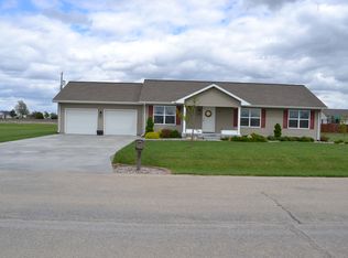 306 S 12th St, Osage City, KS 66523