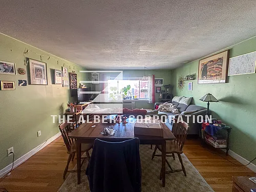 36 Dighton St Photo 1