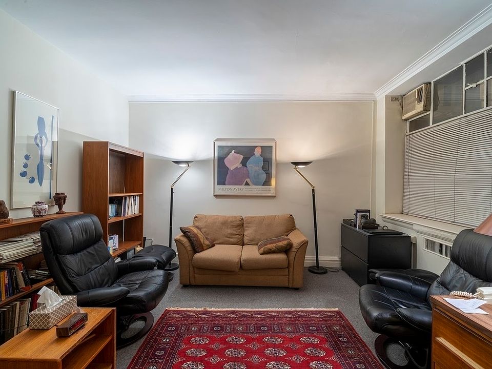 1st image of 1100 Park Ave #1B