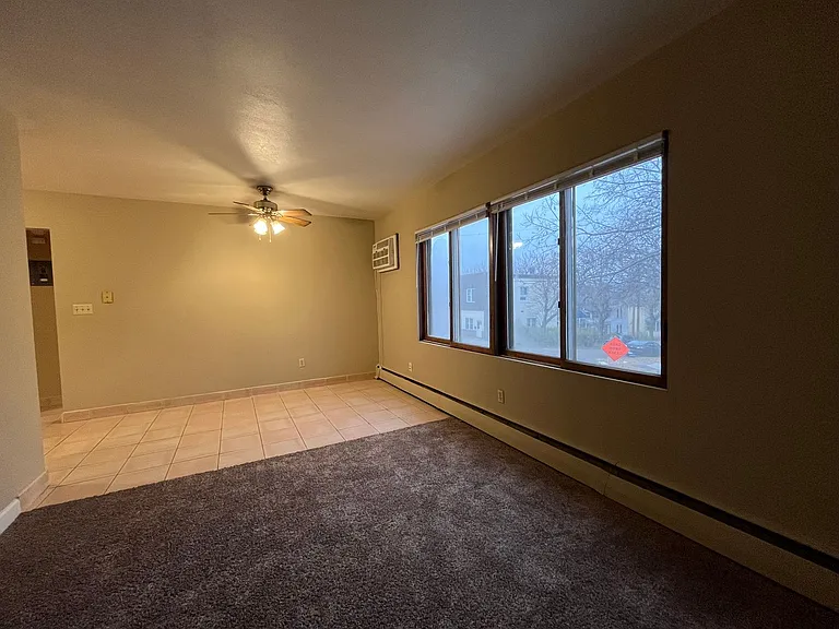 224 Bates Ave — Photo 7