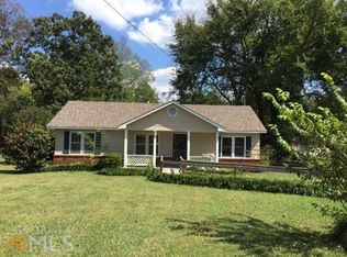 716 Cove Rd, Chickamauga, GA 30707