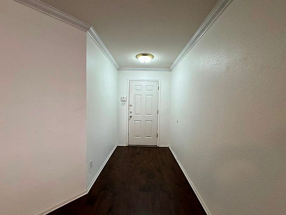3rd image of 12212 Kilmartin Ln