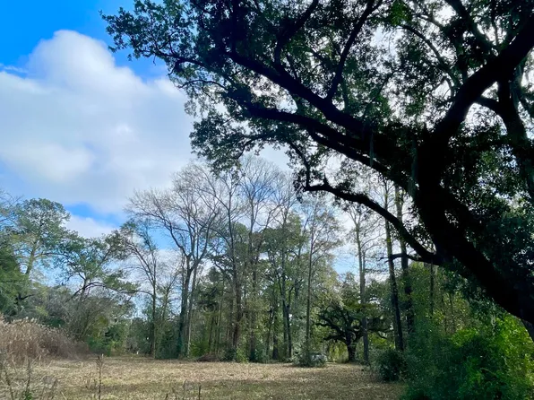 1962 Bradham Rd, Charleston, SC 29412