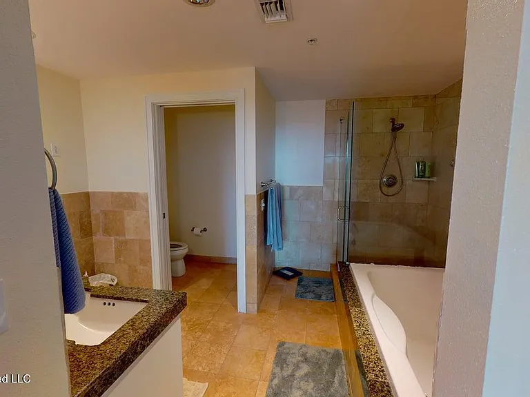 2060 Beach Blvd #1407 — Photo 10