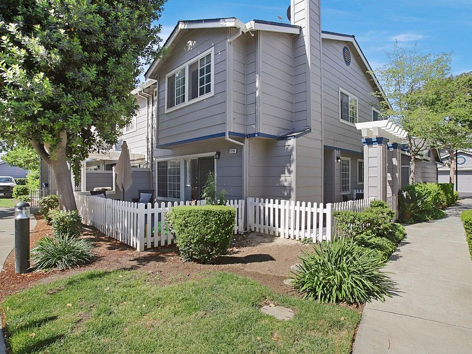 1st image of 2236 Sudbury Ct #28