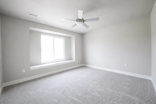 211 NW Springbrooke Dr — Photo 9