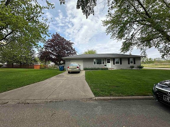 2nd image of 2304 Pelican Rd