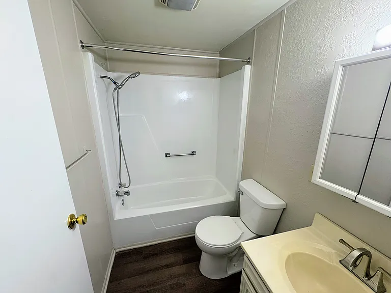 2054 Saint Joseph Ln — Photo 13