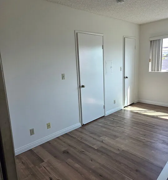 3650 Greenfield Ave #10 — Photo 7