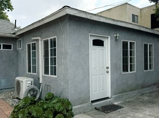 5916-5918 Cedros Ave, Van Nuys, CA 91411