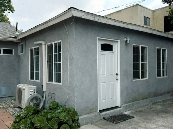 5916-5918 Cedros Ave