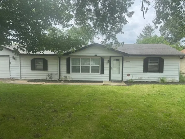 2303 Greengold St, Crest Hill, IL 60403
