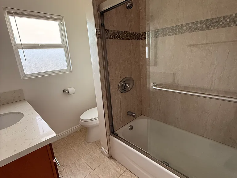16713 Crenshaw Blvd #13 — Photo 7