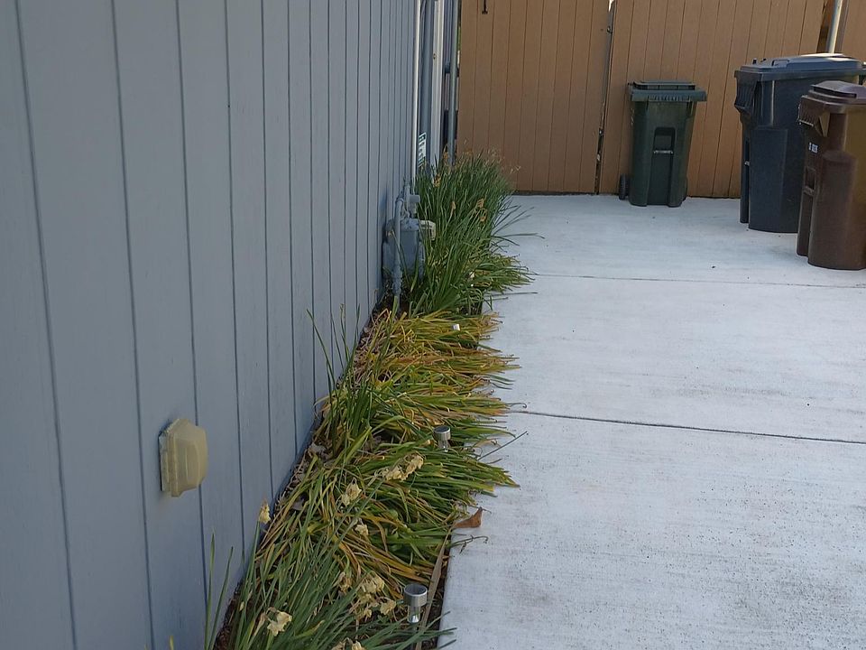 Private side entry