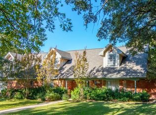 610 Oakpark Dr, Brownwood, TX 76801