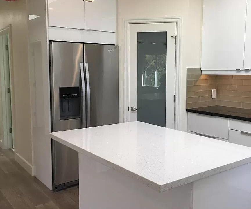 1st image of 816 Sevely Dr #816