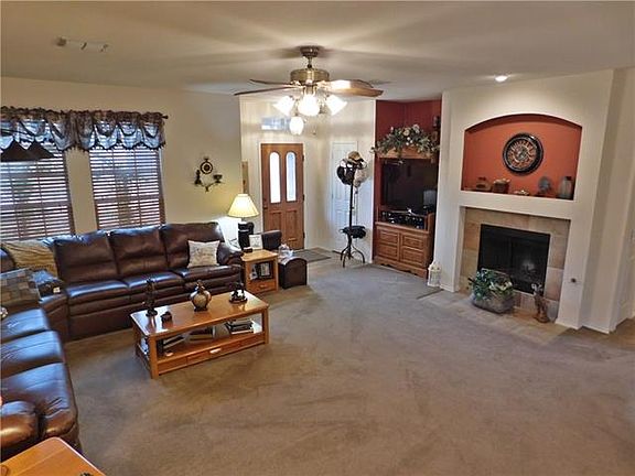 2nd image of 7705 Seven Oaks Ln