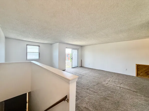 9148 Ellie Dr, Philadelphia, PA