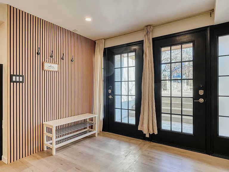 5811 Johnson Ave — Photo 22