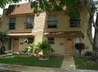 549 N Pine Island Rd, Plantation, FL 33324