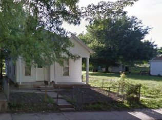 1018 S 18th St, Saint Joseph, MO 64507