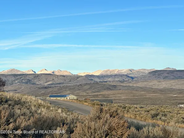 Navajo Trl, Boulder, WY 82923
