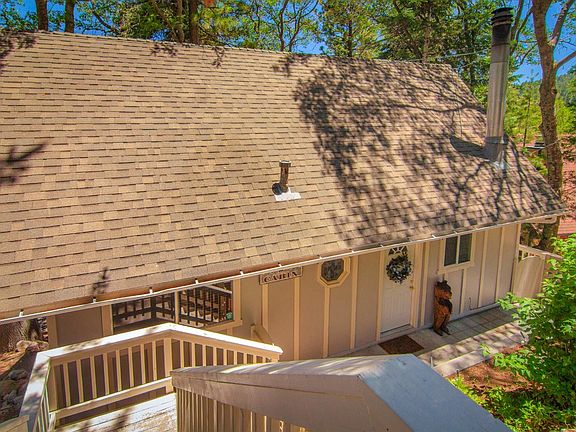 3rd image of 26611 Thunderbird Dr