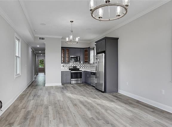 2nd image of 423 A&b Alabo St