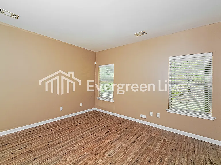 4970 Deer Foot Cv — Photo 3