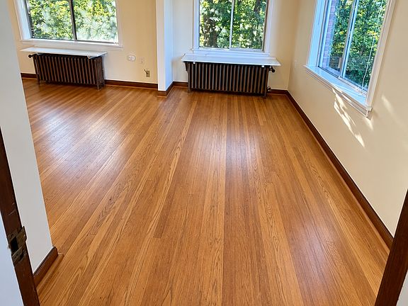 5th image of 8008 Greenwood Ave N APT 302