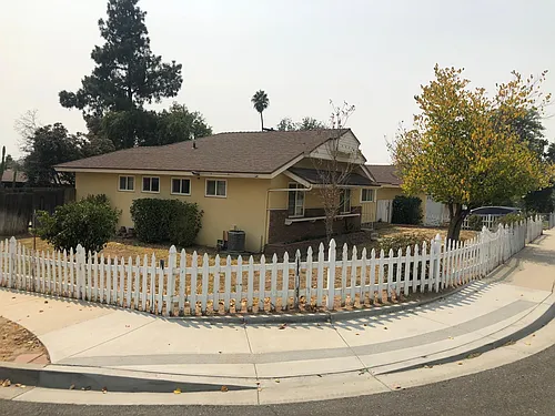 150 W Blaine St Photo 1