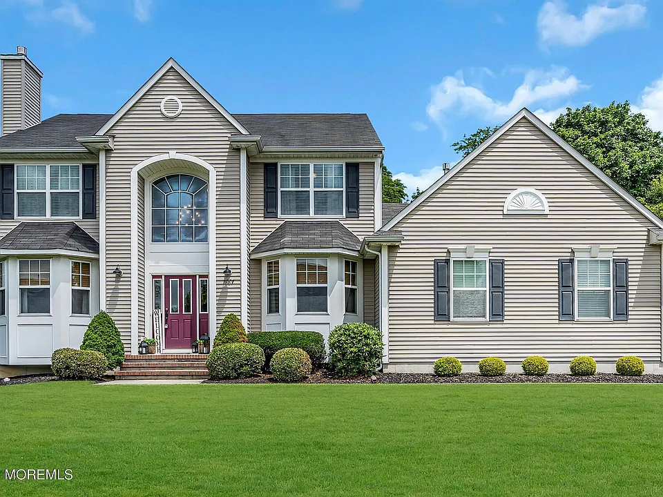 1667 Kalvel Ct